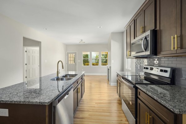 Créer un espace extérieur sur mesure : acheter une pergola bioclimatique